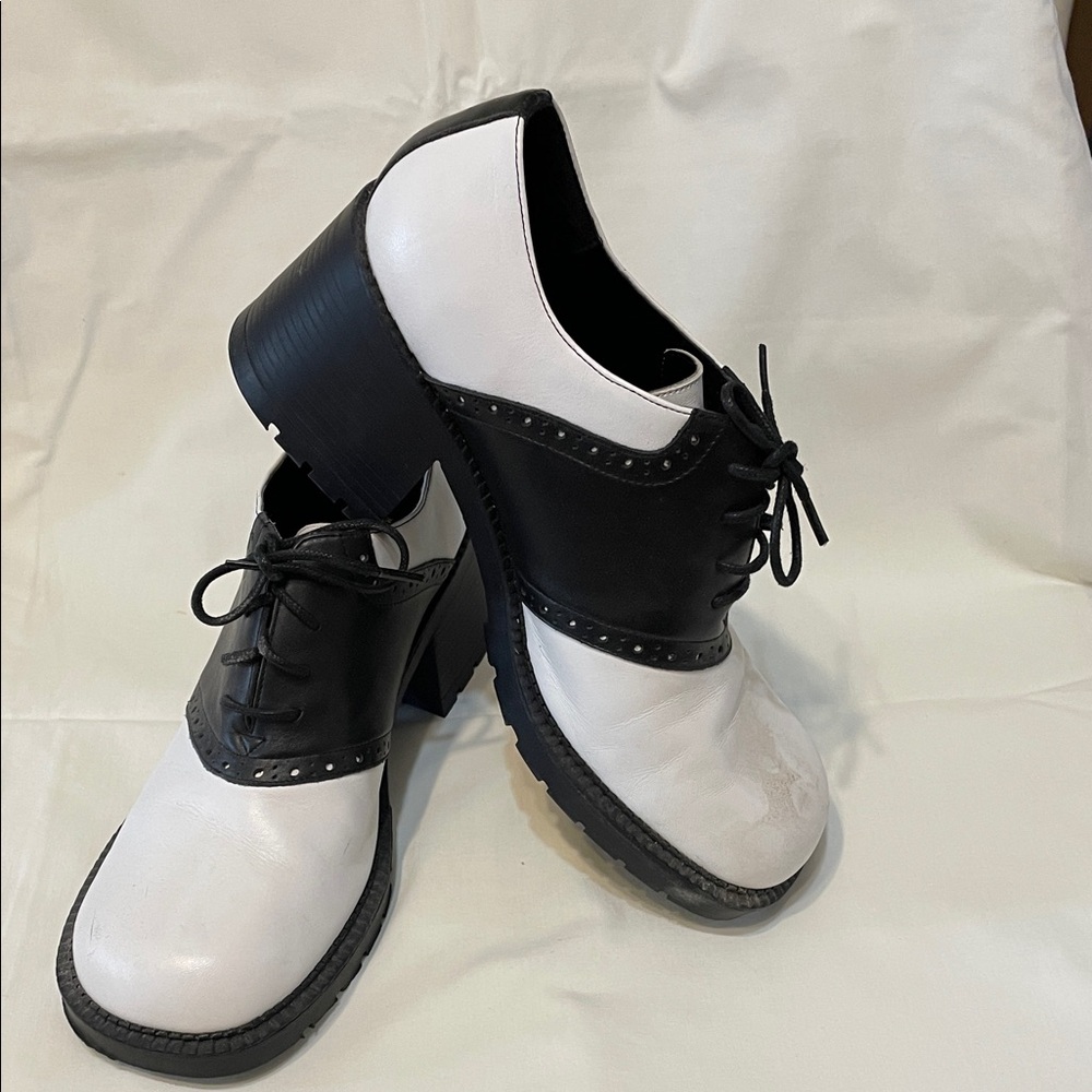 Elegant Black and White Women's Loafers